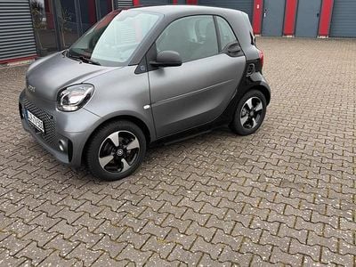 Grau Gebraucht 2021 Smart ForTwo Coupé Kleinwagen | 10.899 € (Fairer Preis)