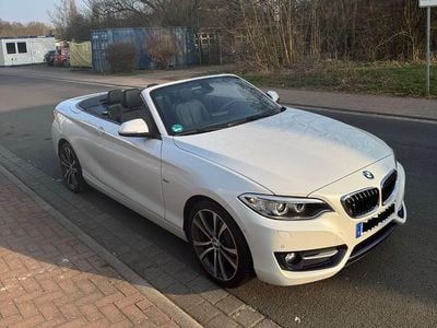 Gebraucht BMW 218 Sport Line 150 PS (110 kW) 2016 Weiß Cabrio