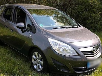 Usata Opel Meriva 140 CV (102 kW) 2010 Grigio Monovolume