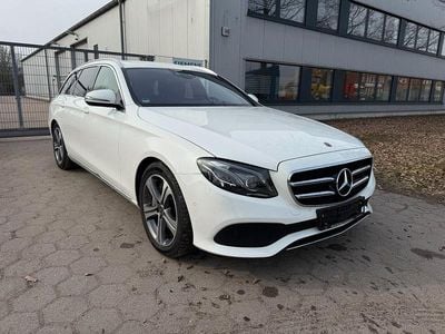 Usata Mercedes E350 Avantgarde 286 CV (210 kW) 2019 Bianco Berlina