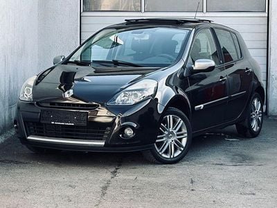 Usata Renault Clio III 101 CV (74 kW) 2011 Nero Utilitaria