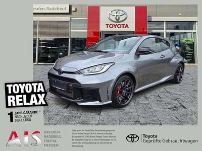 Usata Toyota Yaris 280 CV (205 kW) 2024 Argento Utilitaria