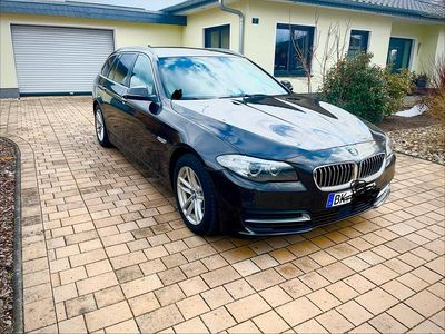 Gebraucht BMW 525 218 PS (160 kW) 2016 Braun Kombi