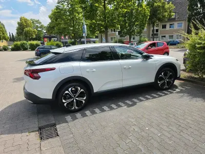 Gebraucht Citroën C5 X 131 PS (96 kW) 2024 Weiß Kombi