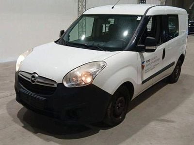Gebraucht Opel Combo 125 PS (91 kW) 2016 Weiß Van / Kleinbus