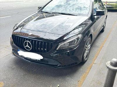 Mercedes CLA200