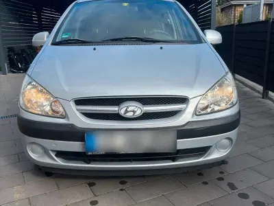 Gebraucht Hyundai Getz 70 PS (51 kW) 2009 Silber Kleinwagen