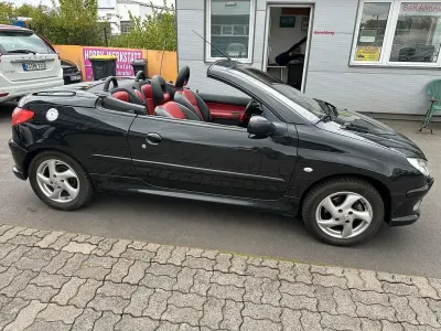 Occasion Peugeot 205 109 PK (80 kW) 2004 Zwart Cabriolet