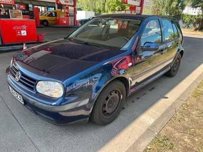 VW Golf IV