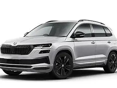 Neu Skoda Karoq SportLine 150 PS (110 kW) 2026 Blau, race blau (8x8x) SUV