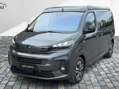 Neu Peugeot Traveller 145 PS (106 kW) 2026 Grau Van / Kleinbus
