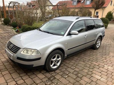 Gebraucht VW Passat 101 PS (74 kW) 2003 Silber Kombi