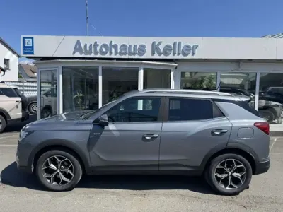 Gebraucht SsangYong Korando 163 PS (119 kW) 2020 Plantinum grey SUV