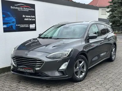 Używany Ford Focus Titanium 120 KM (88 kW) 2019 Szary Kombi