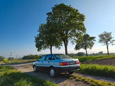 Occasion Audi 80 75 ch (55 kW) 1989 Argent Berline