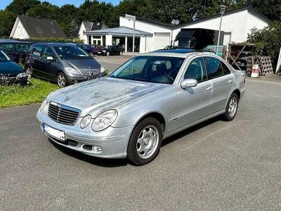 Mercedes E270