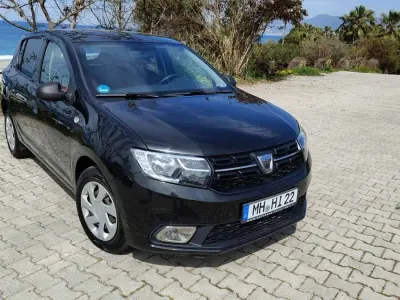 Gebraucht Dacia Sandero Acces 73 PS (53 kW) 2018 Schwarz Limousine