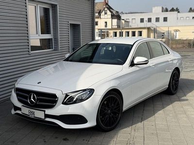 Gebraucht Mercedes E220 194 PS (142 kW) 2018 Weiß Limousine