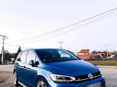 Blau Gebraucht 2016 VW Touran R-line Van / Kleinbus | 20.450 € (Etwas zu teuer)