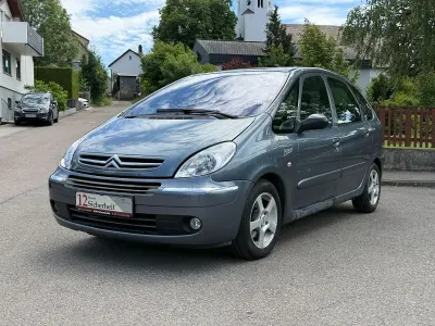 Gebraucht Citroën Xsara Picasso Comfort 109 PS (80 kW) 2009 Blau Van / Kleinbus