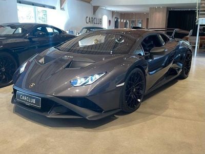 Grau Gebraucht 2022 Lamborghini Huracán | 339.500 €