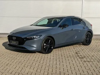 Neu Mazda 3 Homura-Line 140 PS (102 kW) 2025 Grau Limousine
