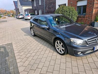 Grau Gebraucht 2008 Mercedes CL200 Coupé | 4.500 €