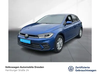 Gebraucht VW Polo Style 95 PS (69 kW) 2024 Reef blue metallic Kleinwagen
