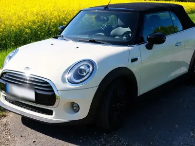 Gebraucht Mini Cooper 136 PS (100 kW) 2020 Weiß Kleinwagen