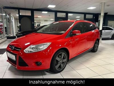 Gebraucht Ford Focus Trend 116 PS (85 kW) 2014 Rot Kombi