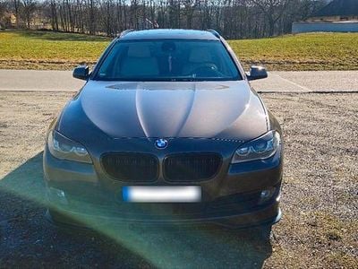 Gebraucht BMW 525 Shadowline 204 PS (150 kW) 2011 Kombi