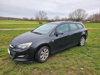 Schwarz Gebraucht 2013 Opel Astra Eco Kombi | 3.500 € (Fairer Preis)