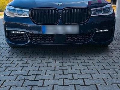 Gebraucht BMW 750 M Sport 449 PS (330 kW) 2016 Blau Limousine