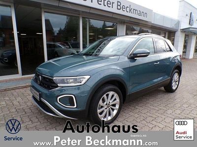 Gebraucht VW T-Roc Life 150 PS (110 kW) 2024 Petroleum blue SUV