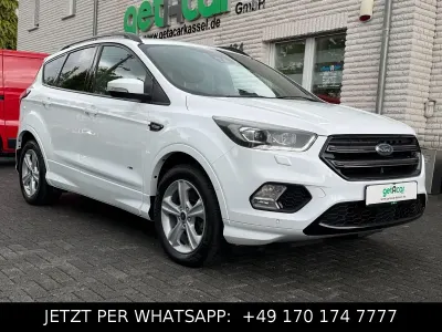 Usado Ford Kuga ST-Line 179 HP (131 kW) 2018 Branco SUV