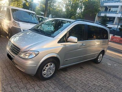 Gebraucht Mercedes Viano 150 PS (110 kW) 2010 Grau Van / Kleinbus