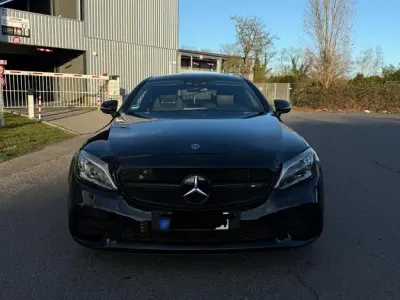Używany Mercedes C43 AMG AMG 390 KM (286 kW) 2021 Czarny Coupe