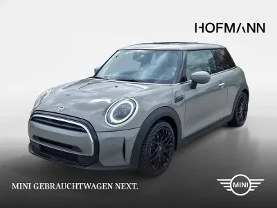 Używany Mini Cooper 136 KM (100 kW) 2022 Szary Hatchback