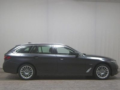 Second-hand BMW 530e Sport Line 292 CP (214 kW) 2021 Gri Break