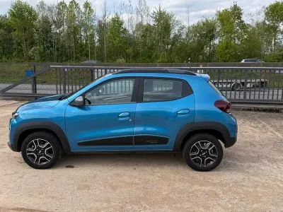 Usata Dacia Spring Expression 33 kW (45 CV) 2023 Blu Utilitaria