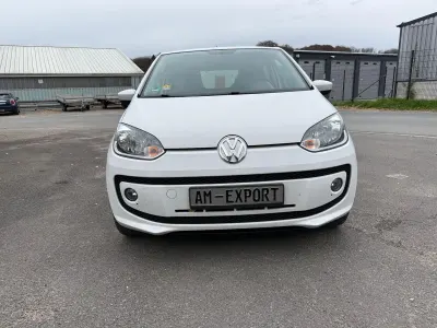 Begagnad VW up! move up! 75 HK (55 kW) 2015 Vit Halvkombi
