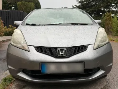 Gebraucht Honda Jazz 100 PS (73 kW) 2011 Grau Kleinwagen