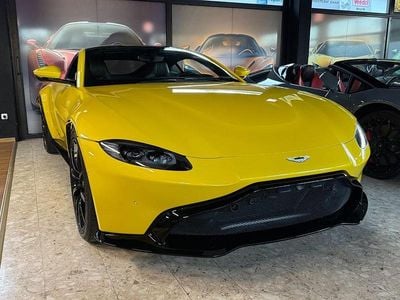 Gelb Gebraucht 2019 Aston Martin V8 Vantage Coupé | 79.900 €