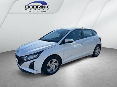 Gebraucht Hyundai i20 Select 77 PS (56 kW) 2025 Weiß Kleinwagen