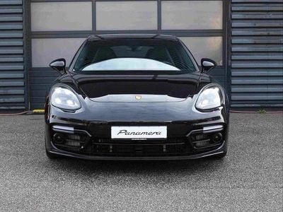 Porsche Panamera 4