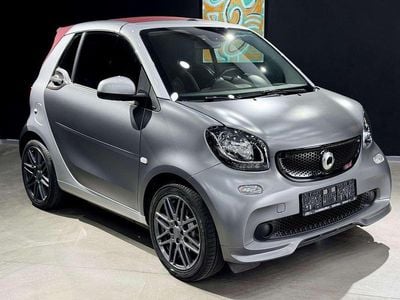 Grau Gebraucht 2017 Smart ForTwo Cabrio Brabus Cabrio | 17.900 € (Fairer Preis)