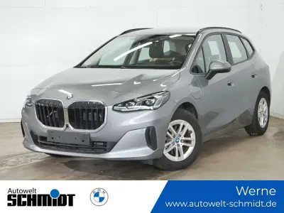 Gebraucht BMW 225 Active Tourer 245 PS (180 kW) 2024 Skyscraper grau metallic Van / Kleinbus