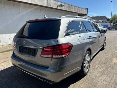 Mercedes E220