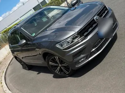 Gebraucht VW Tiguan 150 PS (110 kW) 2020 Grau SUV