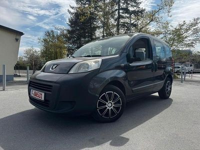 Usata Peugeot TePee Basis 68 CV (50 kW) 2010 Grigio SUV